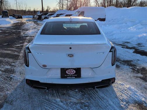 2022 Cadillac CT4 Sport