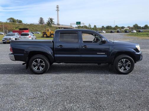 2013 Toyota Tacoma Base