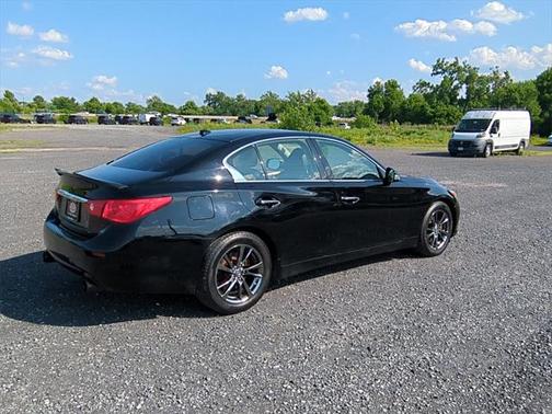 2017 INFINITI Q50 3.0t Signature Edition