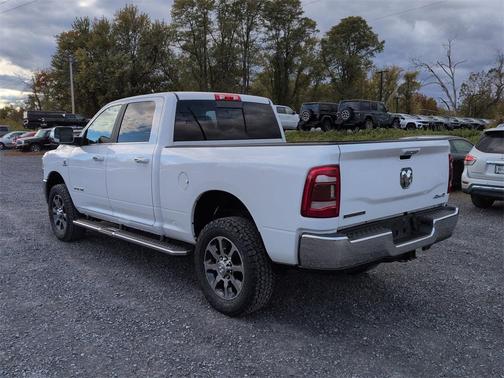 2020 RAM 2500 Big Horn Crew Cab 4X4 6'4' Box