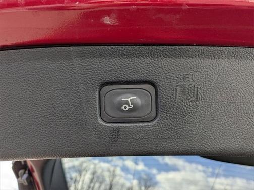 2021 Ford Edge ST