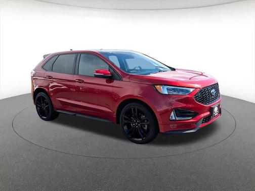 2021 Ford Edge ST