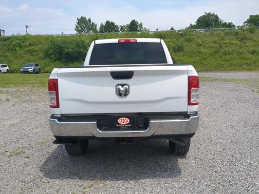 2019 RAM 2500 Tradesman Crew Cab 4x4 6'4' Box