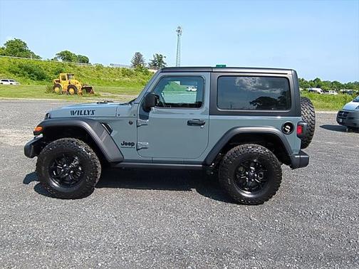2025 Jeep Wrangler Willys