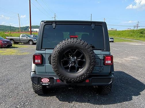 2025 Jeep Wrangler Willys