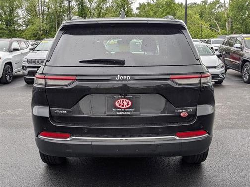 2022 Jeep Grand Cherokee Laredo