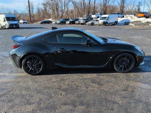 2023 Toyota GR86 Premium