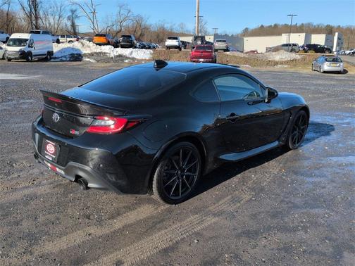 2023 Toyota GR86 Premium