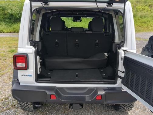 2025 Jeep Wrangler 4xe Willys