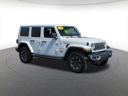 2024 Jeep Wrangler 4-Door Sahara 4x4