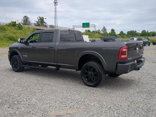 2019 RAM 2500 Laramie Crew Cab 4x4 8' Box