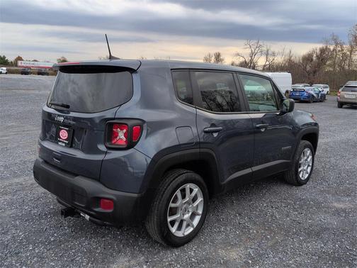2023 Jeep Renegade Latitude