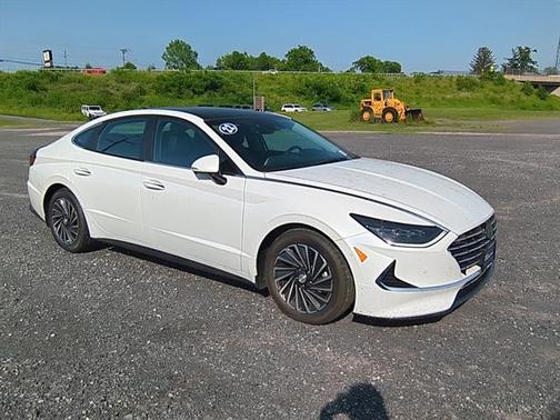 2022 Hyundai SONATA Hybrid Limited