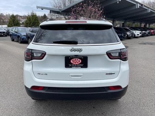 2023 Jeep Compass Latitude Lux
