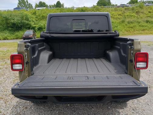 2025 Jeep Gladiator Nighthawk