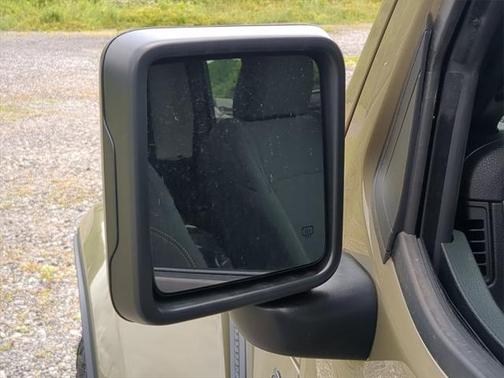 2025 Jeep Gladiator Nighthawk