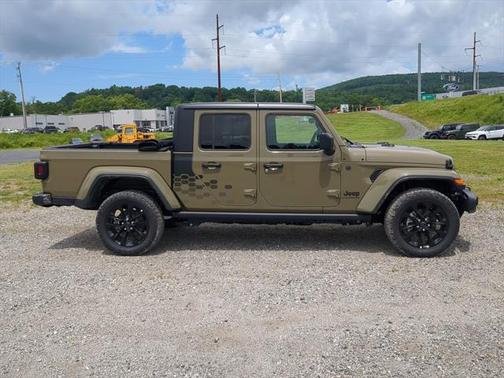 2025 Jeep Gladiator Nighthawk