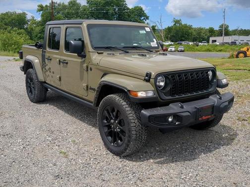 2025 Jeep Gladiator Nighthawk