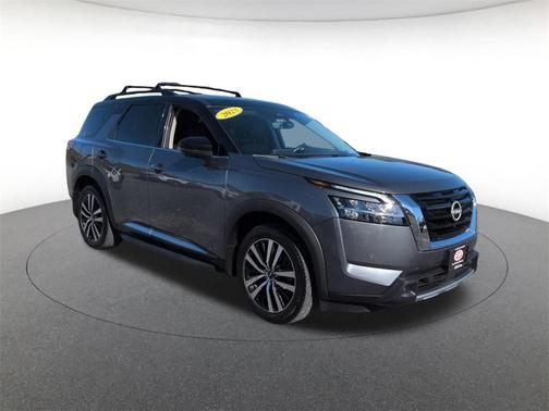 2023 Nissan Pathfinder Platinum 4WD