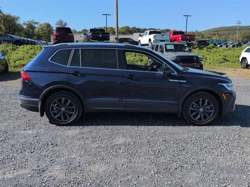 2024 Volkswagen Tiguan 2.0T SE 4MOTION