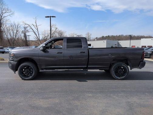 2026 RAM 2500 Black Express Crew Cab 4x4 8' Box