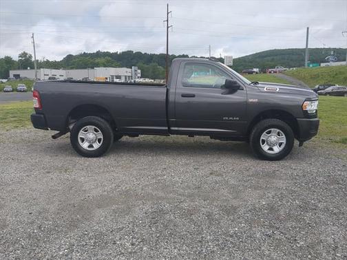 2020 RAM 2500 Tradesman Regular Cab 4X4 8' Box