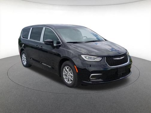 2025 Chrysler Pacifica L