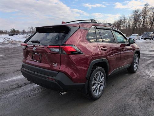 2022 Toyota RAV4 XLE Premium