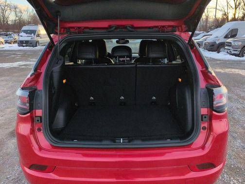 2022 Jeep Compass (RED) Edition 4x4