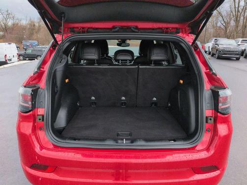 2022 Jeep Compass (RED) Edition 4x4