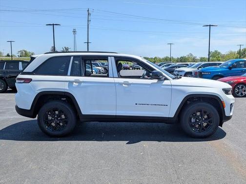 2025 Jeep Grand Cherokee Altitude