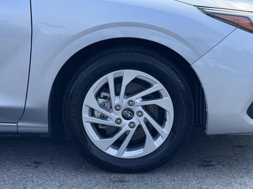 2024 Subaru Impreza Base