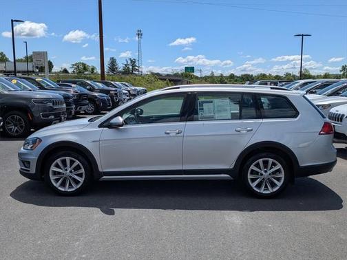 2017 Volkswagen Golf Alltrack TSI SE