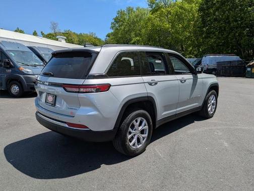 2022 Jeep Grand Cherokee Limited X