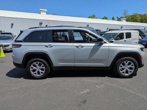 2022 Jeep Grand Cherokee Limited X