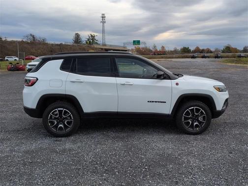 2026 Jeep Compass Trailhawk