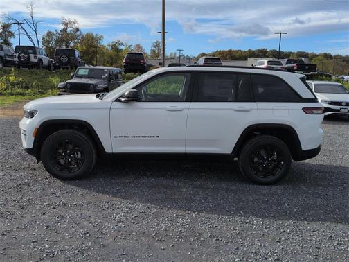 2025 Jeep Grand Cherokee Altitude