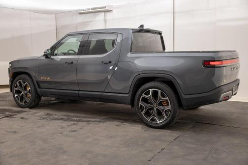 2022 Rivian R1T Adventure