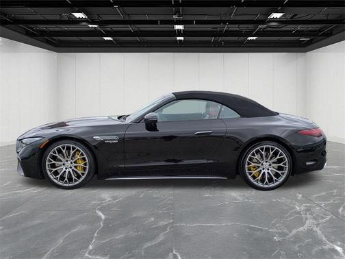 2022 Mercedes-Benz AMG SL 63 Base