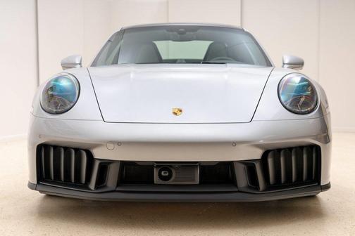 2025 Porsche 911 Carrera GTS