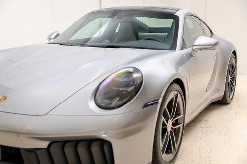 2025 Porsche 911 Carrera GTS