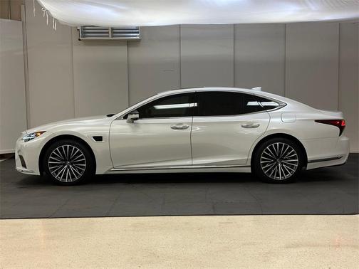 2024 Lexus LS 500h Base