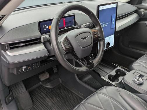 2021 Ford Mustang Mach-E Select