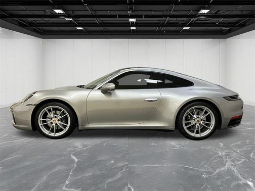2024 Porsche 911 Carrera