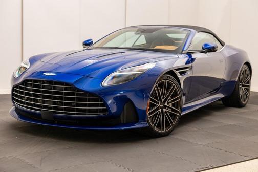 2025 Aston Martin DB12 Volante