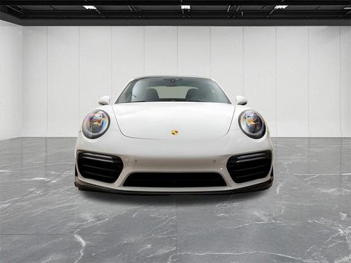 2019 Porsche 911 Turbo S