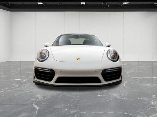 2019 Porsche 911 Turbo S