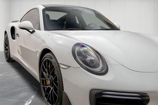 2019 Porsche 911 Turbo S