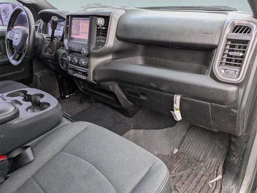 2022 RAM 2500 Tradesman Crew Cab 4x4 8' Box