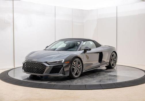 Daytona Gray Pearl 2020 Audi R8 V10 performance